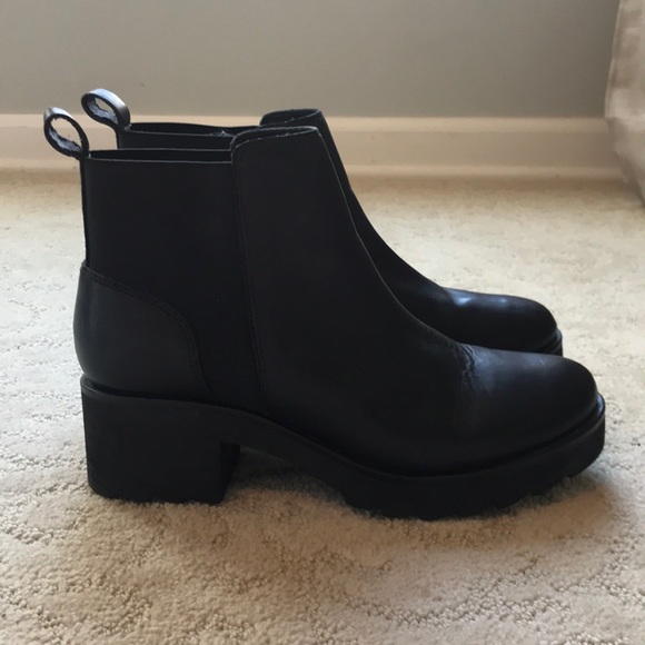 Aldo Janowitz Platform Boots - Picture 5 of 8